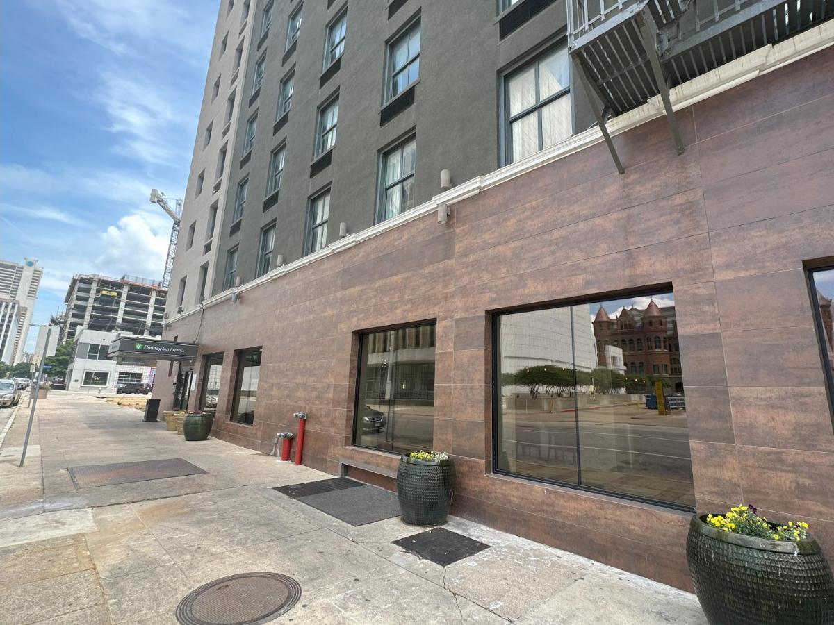 Holiday Inn Express - Dallas Downtown By Ihg Екстериор снимка