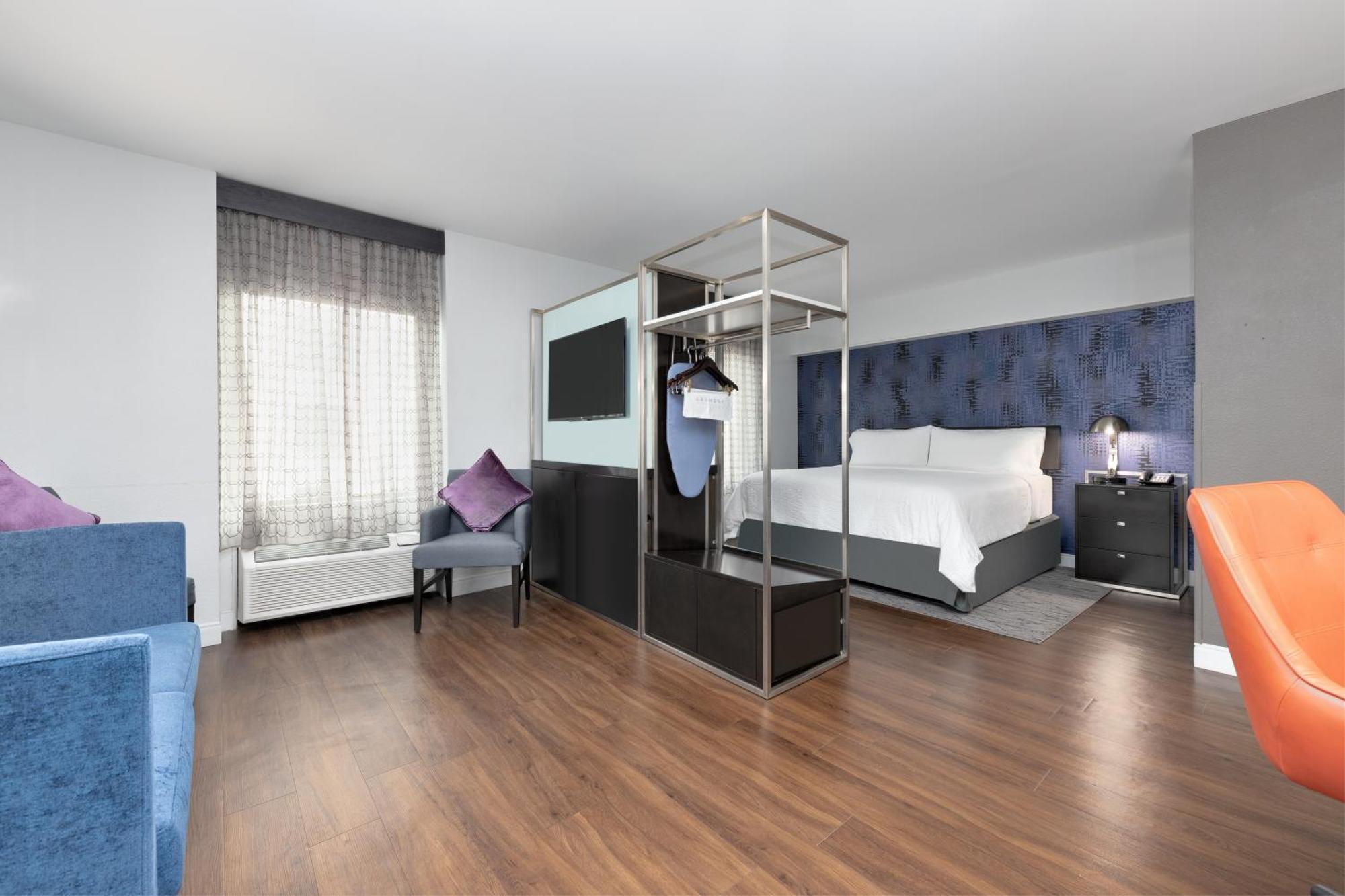 Holiday Inn Express - Dallas Downtown By Ihg Екстериор снимка