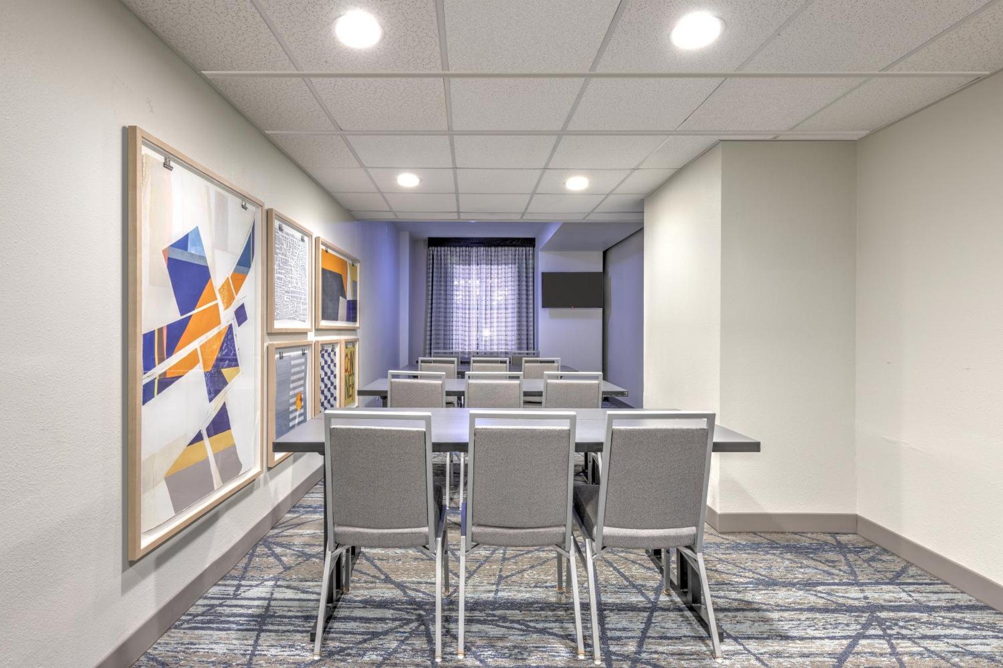 Holiday Inn Express - Dallas Downtown By Ihg Екстериор снимка