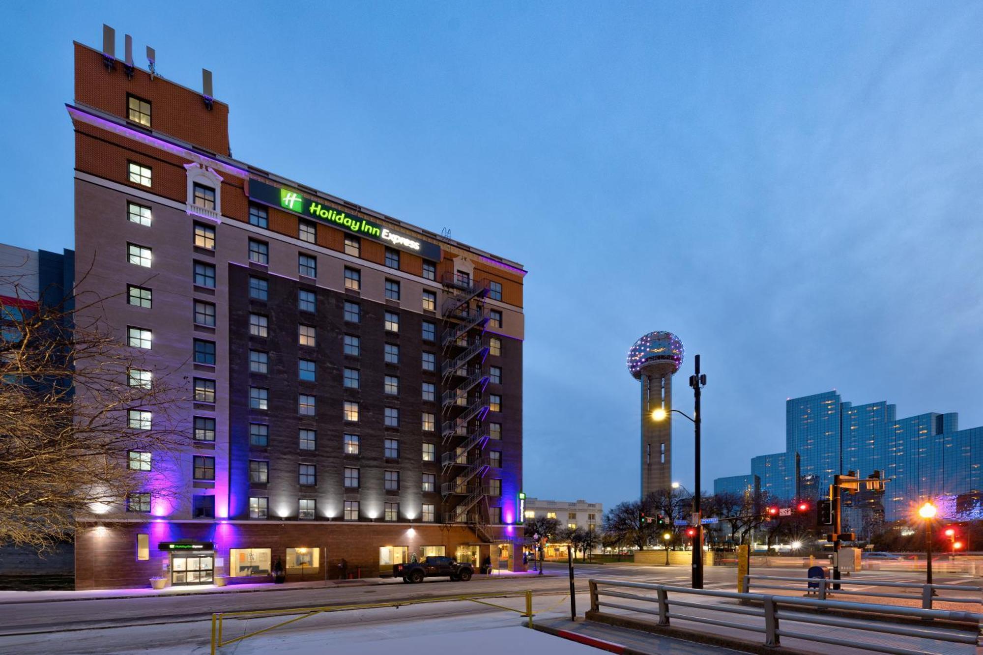 Holiday Inn Express - Dallas Downtown By Ihg Екстериор снимка